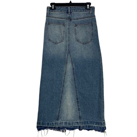 BDG Demin Skirt 5 Working Pocket Fly Zipper Closure Raw Hem Med Wash Size SX - Picture 5 of 14